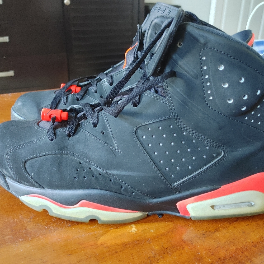 Nike Air Jordan Retro 6 Infrareds size 13
